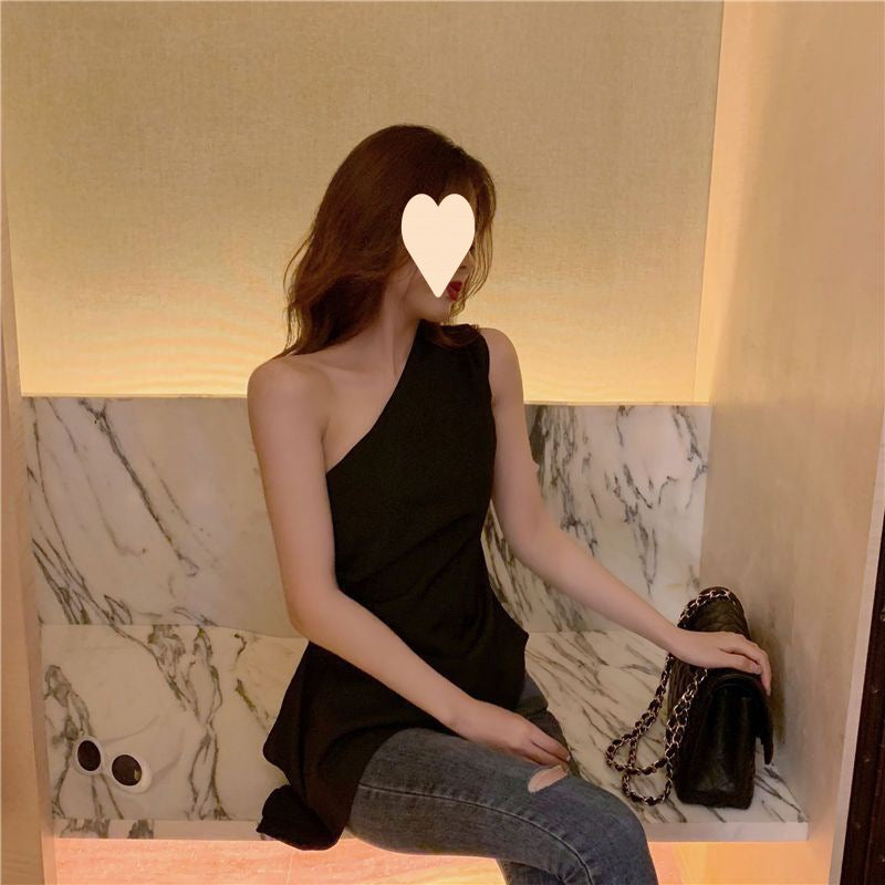 Sexy and Stylish Slim-fit Women's Shirt Off-shoulder Irregular Summer T-shirt