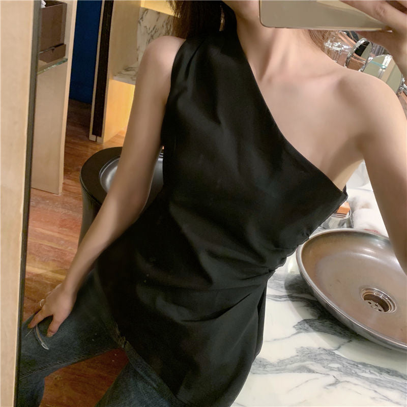 Sexy and Stylish Slim-fit Women's Shirt Off-shoulder Irregular Summer T-shirt