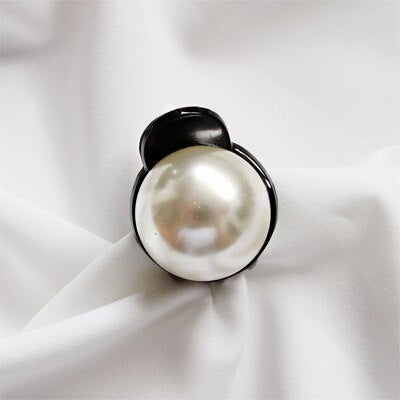 Women Elegant Big Pearls Hair Clip Acrylic Hair Claw Clips Big Size