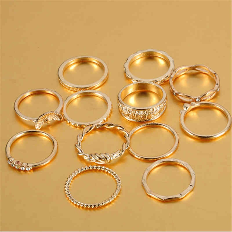 12 Pcs /Set Women Combination Ring Set Gold Color Inlay Diamond Carved Pattern Alloy Joint Ring